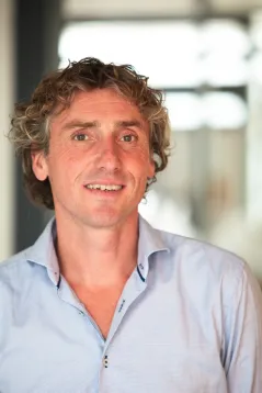 Profile picture for user Reint Jan Renes