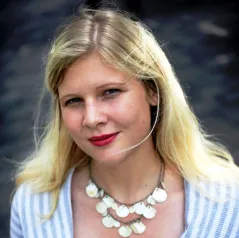 Profile picture for user Jessica de Bloom