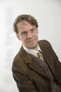 Profile picture for user Chris Reinders Folmer